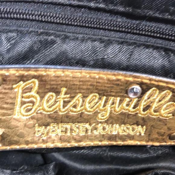 Rare Betseyville by Betsey Johnson Purse - Picture 6 of 8
